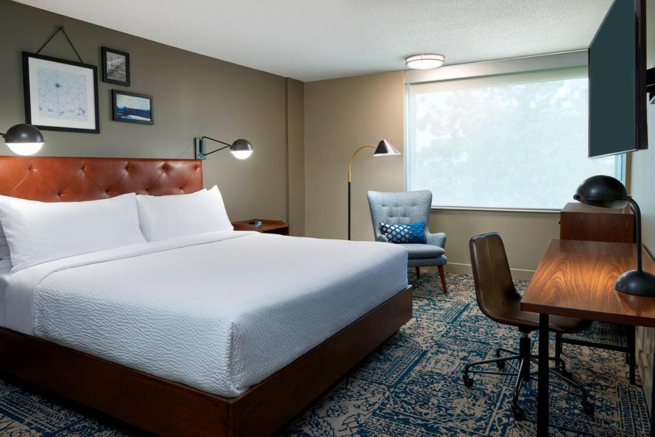 מיסיסאוגה Four Points By Sheraton Toronto Airport מראה חיצוני תמונה