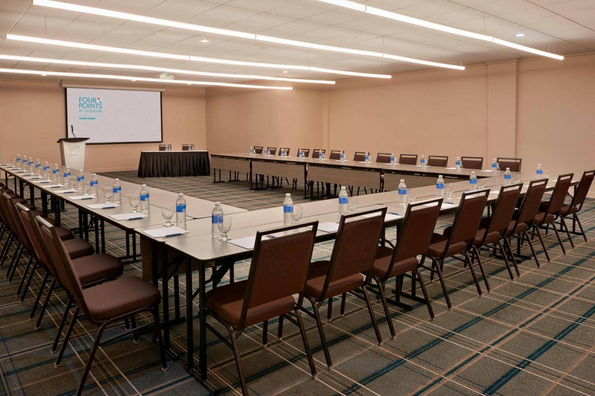 מיסיסאוגה Four Points By Sheraton Toronto Airport מראה חיצוני תמונה