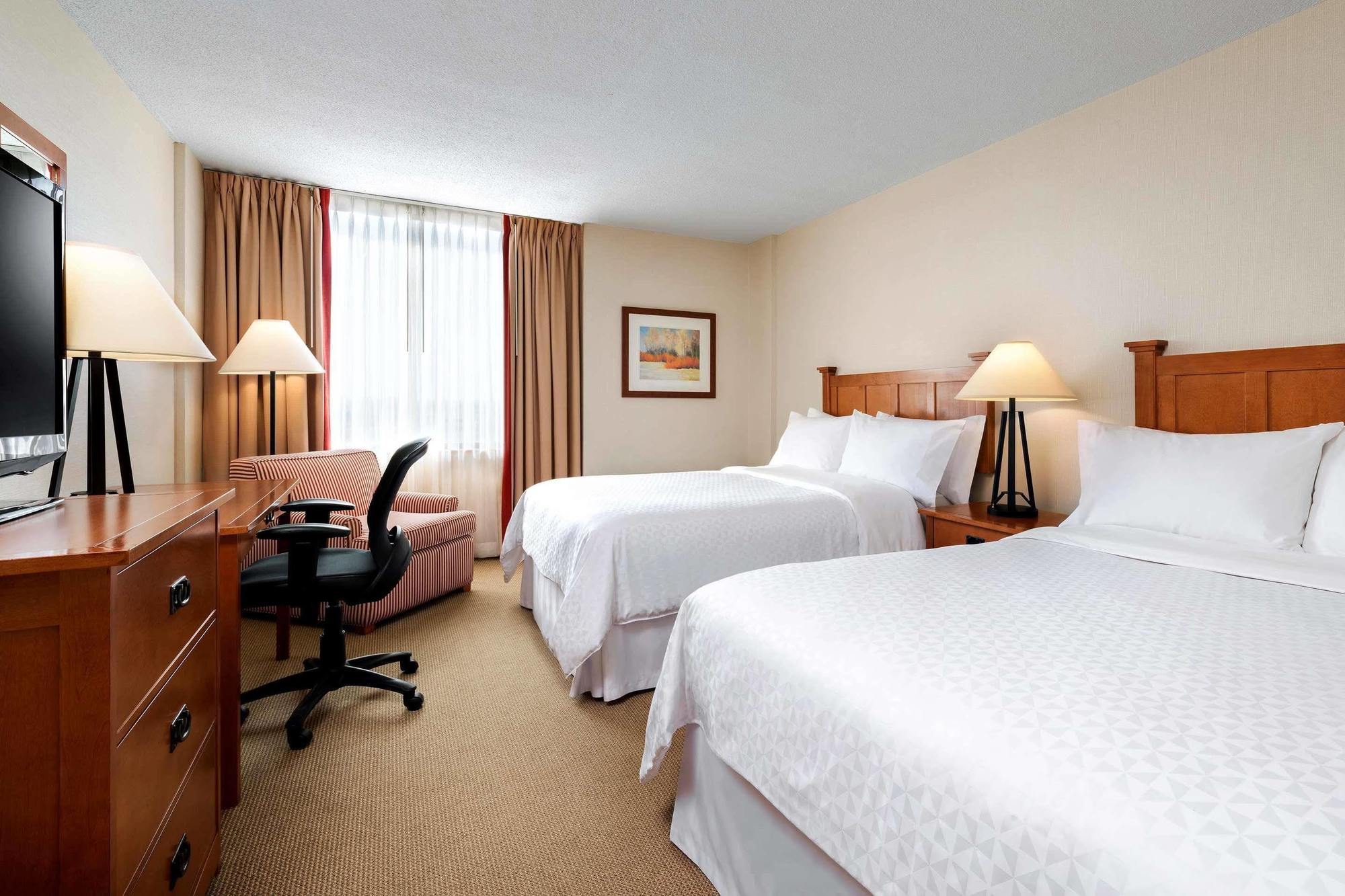 מיסיסאוגה Four Points By Sheraton Toronto Airport מראה חיצוני תמונה